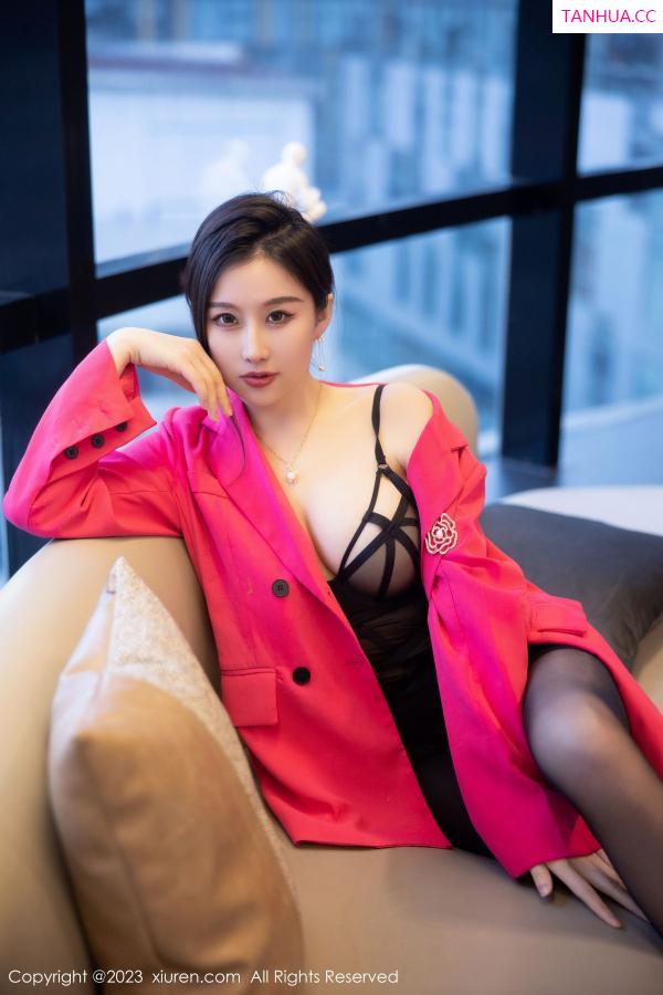 月音瞳  [XiuRen]高清写真图 2023.01.09 No.6103 月音瞳 黑丝美臀第66张图片